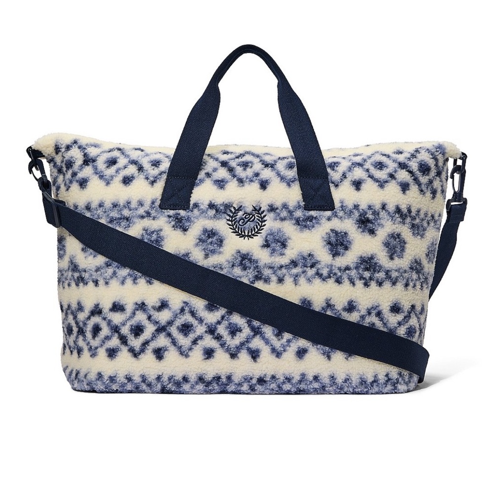 PINK Victoria's Secret Cozy Plush Weekender Bag